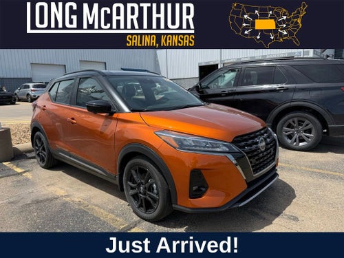 2023 Nissan Kicks SR