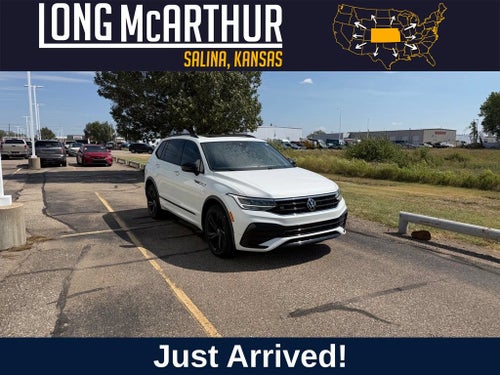2023 Volkswagen Tiguan 2.0T SE R-Line Black