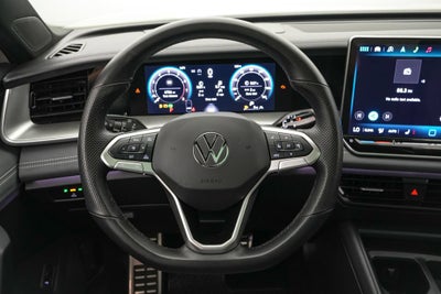 2025 Volkswagen Tiguan 2.0T SE R-Line Black