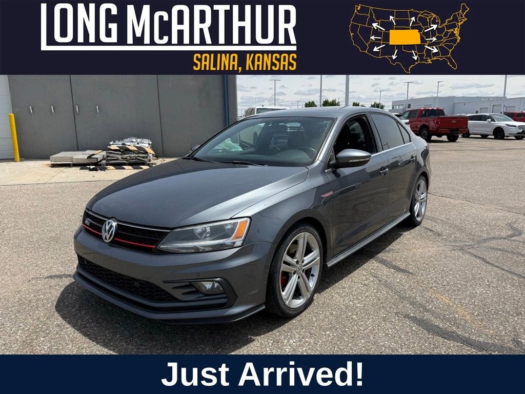 2016 Volkswagen Jetta 2.0T GLI SE Auto's photo