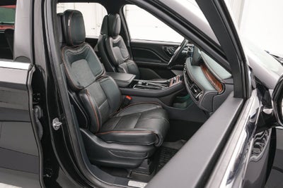 2025 Lincoln Aviator Black Label Invitation