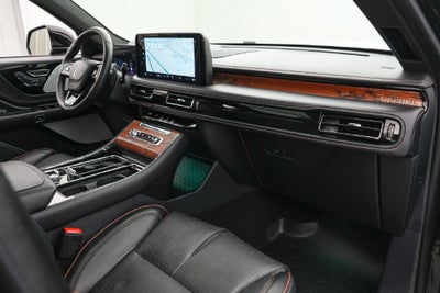 2025 Lincoln Aviator Black Label Invitation