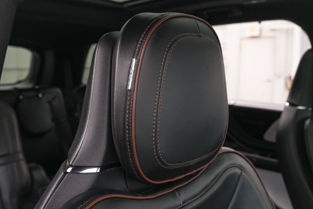 2025 Lincoln Aviator Black Label Invitation