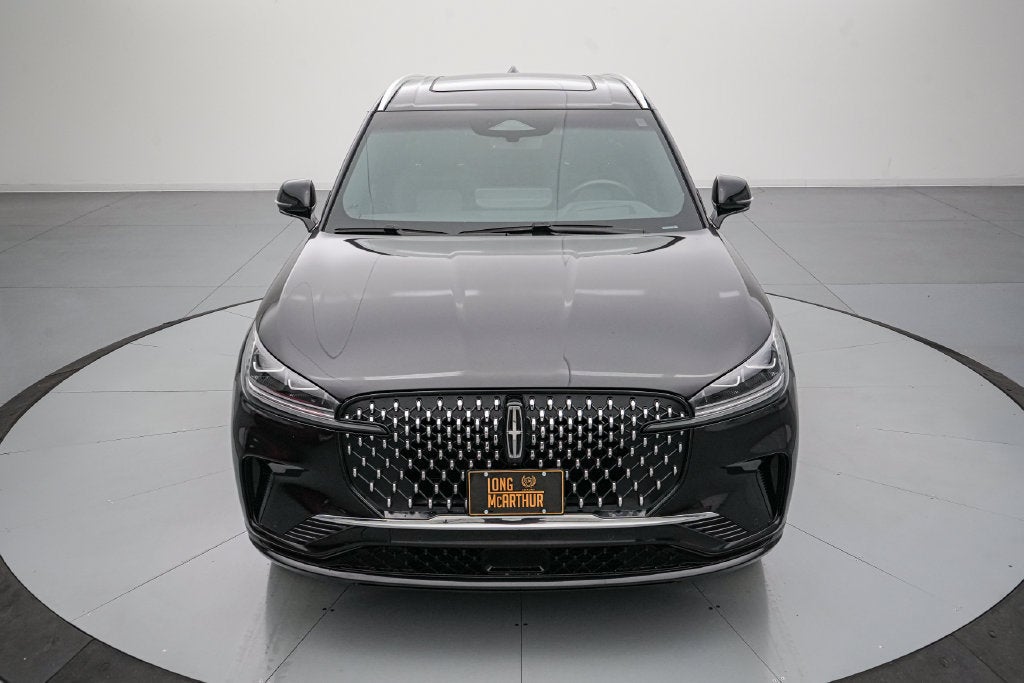 2025 Lincoln Aviator Black Label Invitation