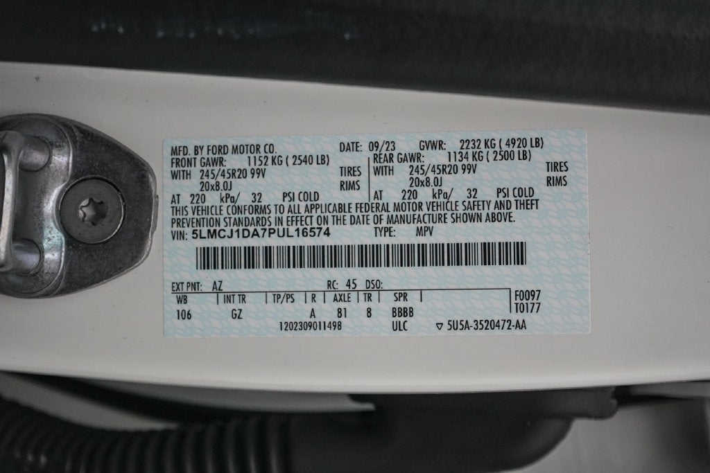 2023 Lincoln Corsair Standard