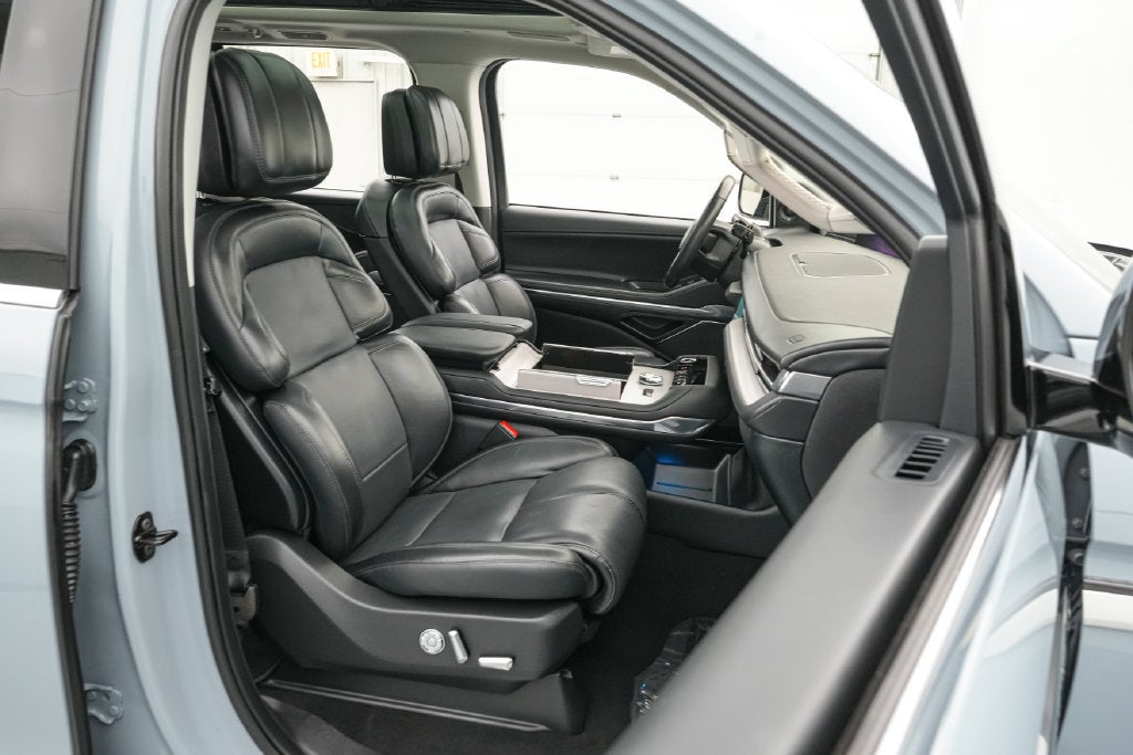 2025 Lincoln Navigator Reserve