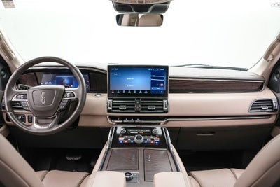 2024 Lincoln Navigator Premiere
