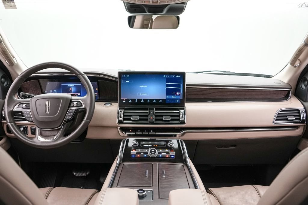 2024 Lincoln Navigator Premiere