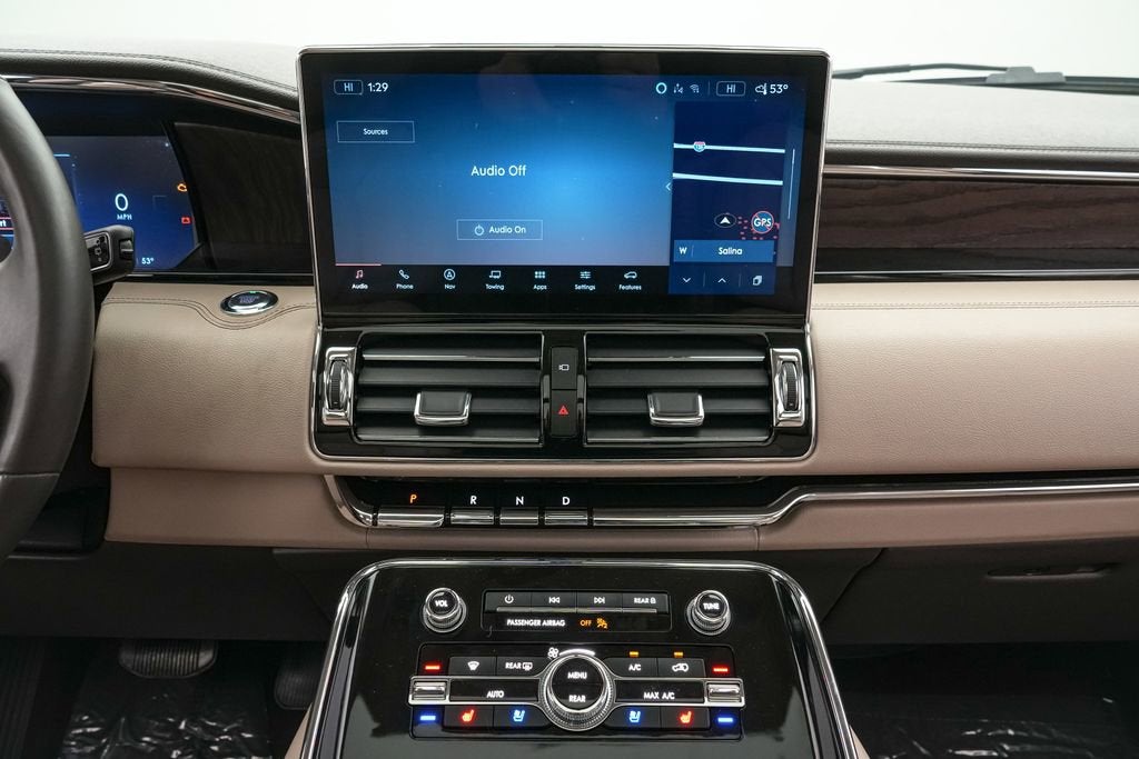 2024 Lincoln Navigator Premiere