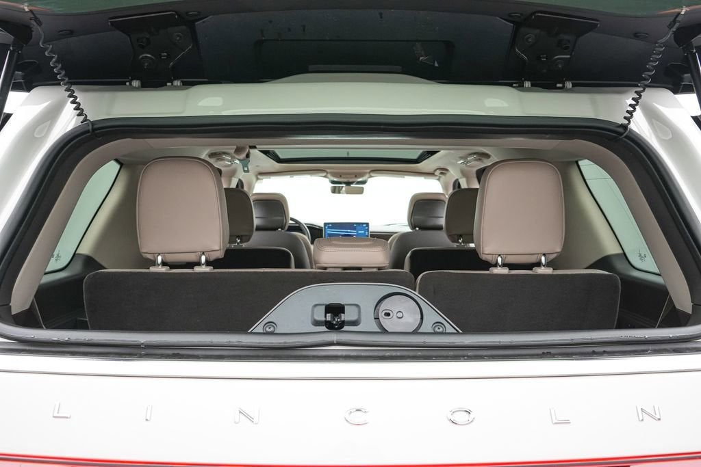 2024 Lincoln Navigator Premiere