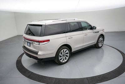 2024 Lincoln Navigator Premiere