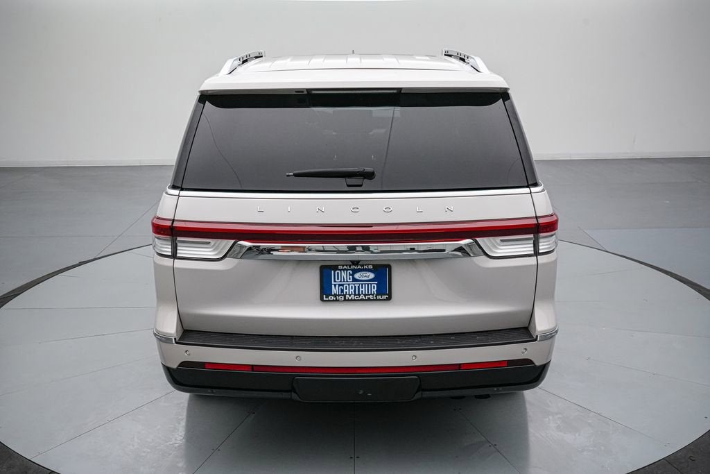 2024 Lincoln Navigator Premiere