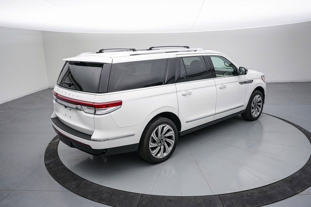 2024 Lincoln Navigator L Reserve