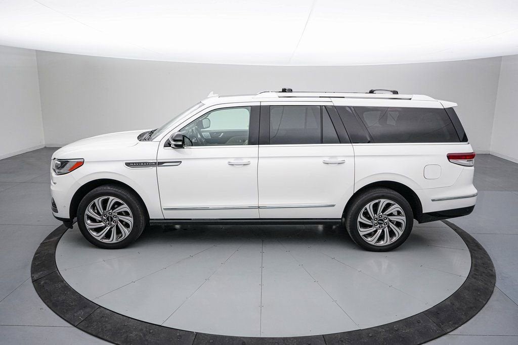 2024 Lincoln Navigator L Reserve