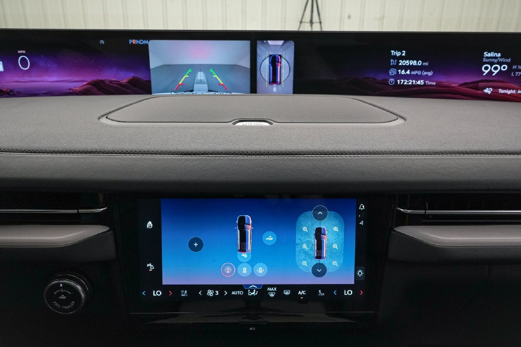 2025 Lincoln Navigator L Reserve