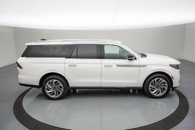 2025 Lincoln Navigator L Reserve