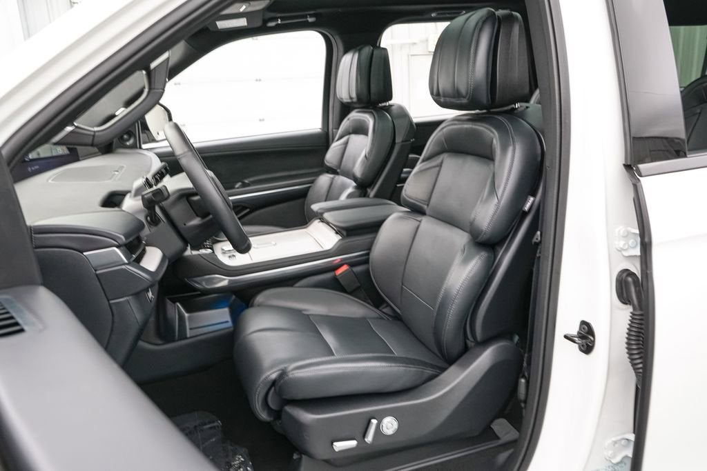 2025 Lincoln Navigator L Reserve