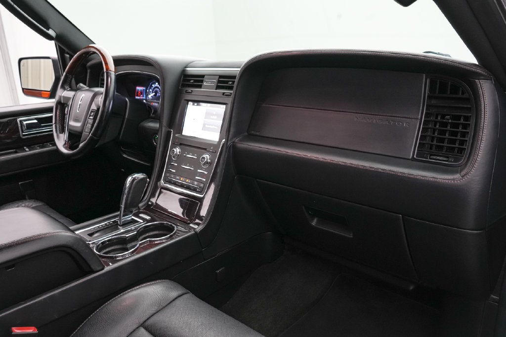 2017 Lincoln Navigator L Reserve