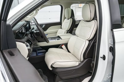 2024 Lincoln Navigator L Black Label Chalet