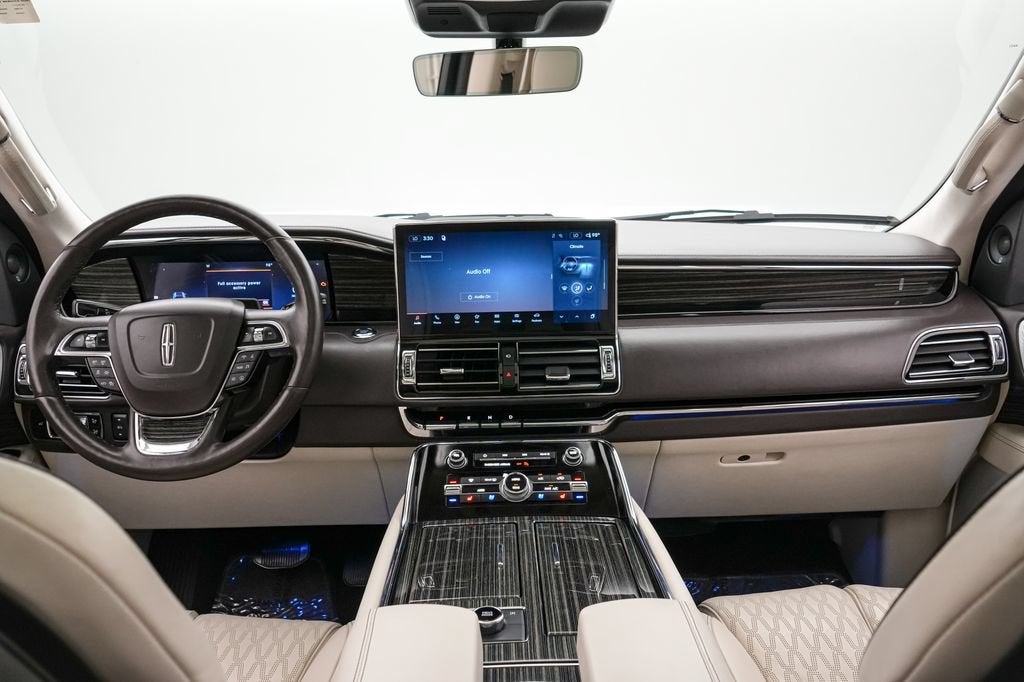 2024 Lincoln Navigator L Black Label Chalet