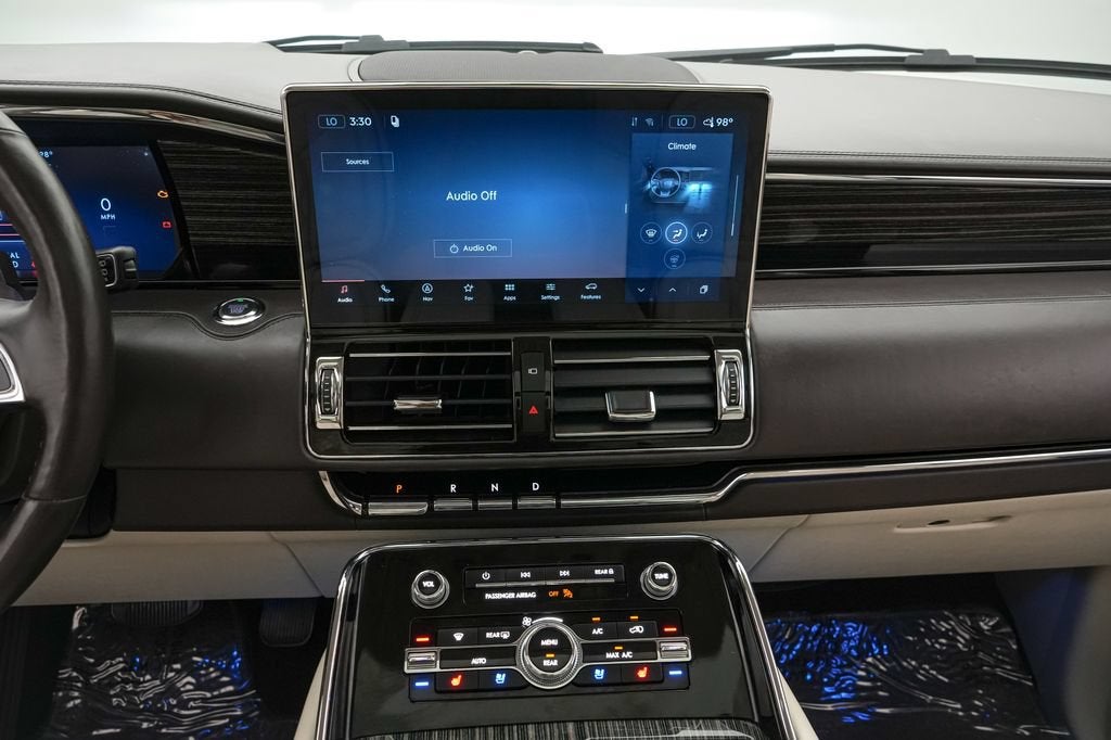 2024 Lincoln Navigator L Black Label Chalet