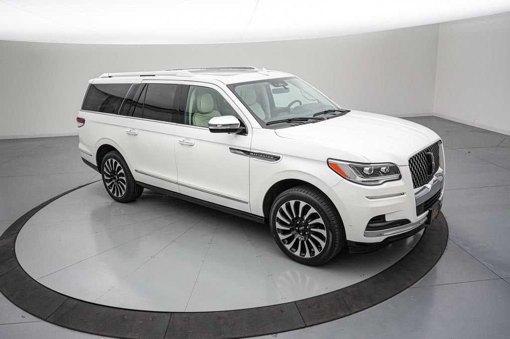 2024 Lincoln Navigator L Black Label Chalet