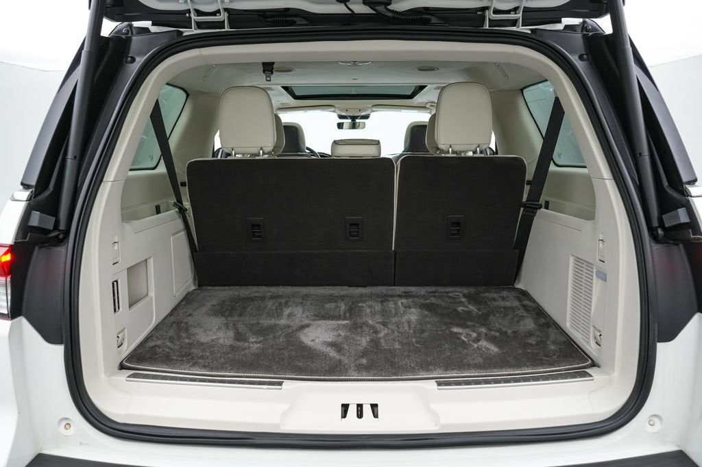 2024 Lincoln Navigator L Black Label Chalet