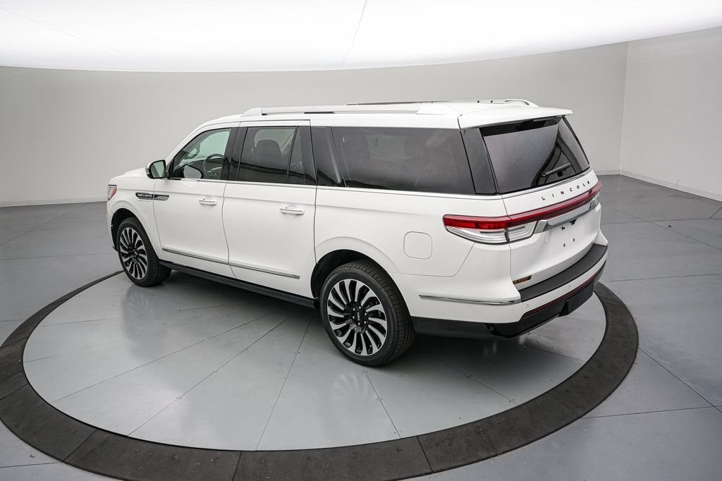 2024 Lincoln Navigator L Black Label Chalet