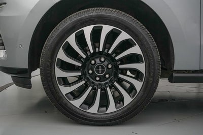 2022 Lincoln Navigator L Black Label