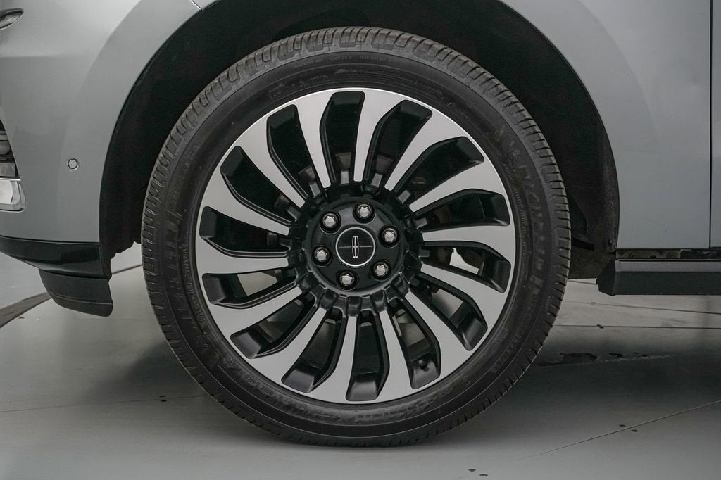 2022 Lincoln Navigator L Black Label