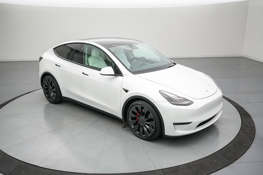 Used 2021 Tesla Model Y Performance with VIN 5YJYGDEF8MF178619 for sale in Salina, KS