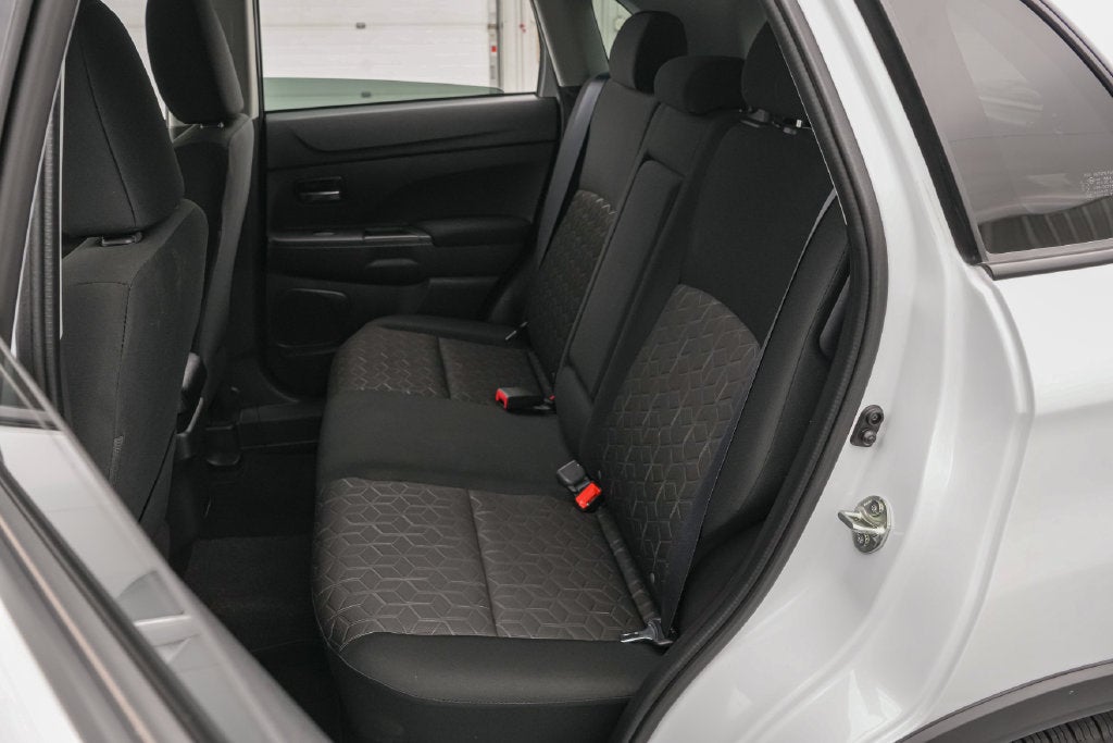 2025 Mitsubishi Outlander Sport 2.0 ES