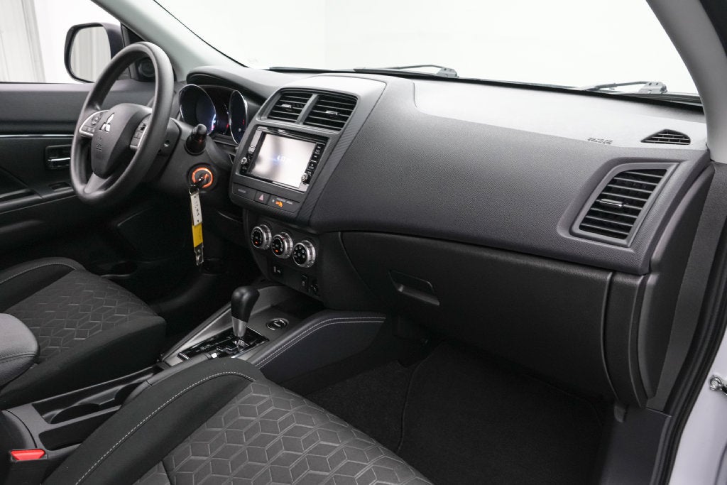 2025 Mitsubishi Outlander Sport 2.0 ES