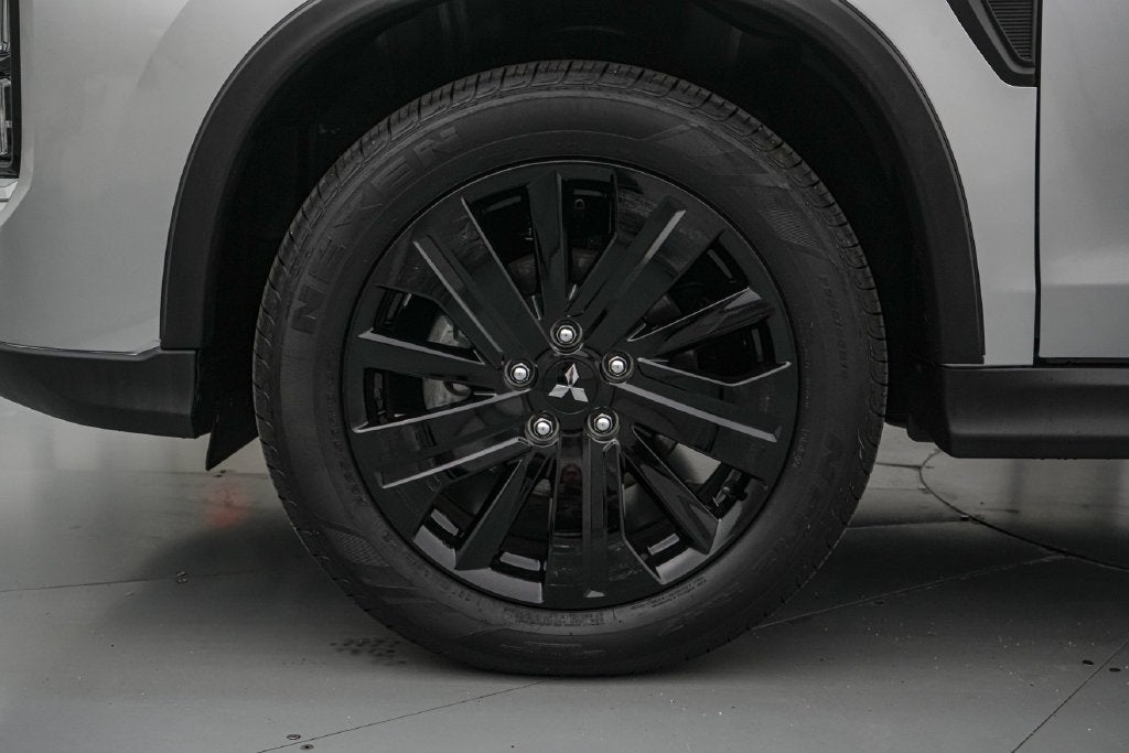 2026 Mitsubishi Outlander Sport 2.0 LE