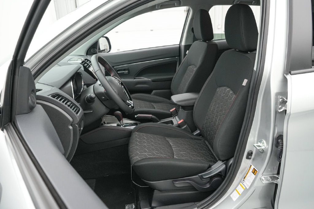 2026 Mitsubishi Outlander Sport 2.0 LE