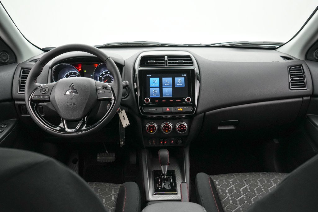 2026 Mitsubishi Outlander Sport 2.0 LE