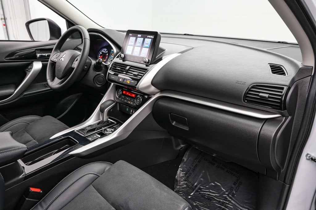 2023 Mitsubishi Eclipse Cross SE