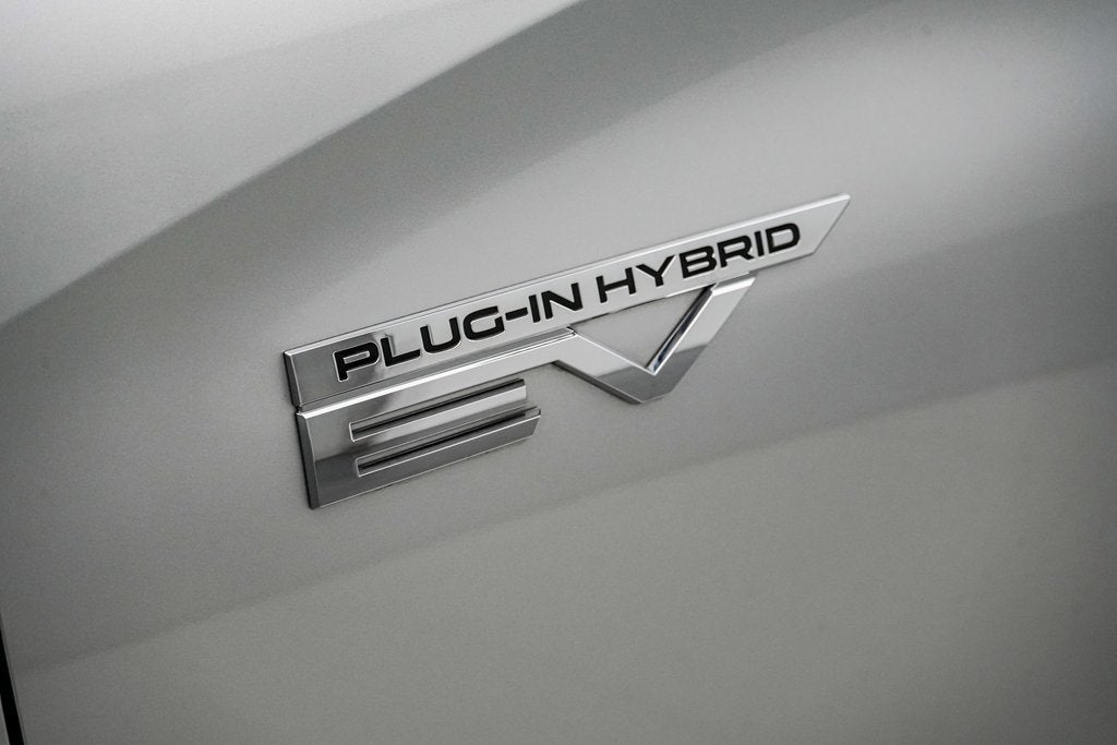 2024 Mitsubishi Outlander Plug-In Hybrid SE