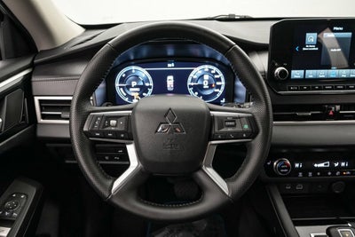 2024 Mitsubishi Outlander Plug-In Hybrid SE