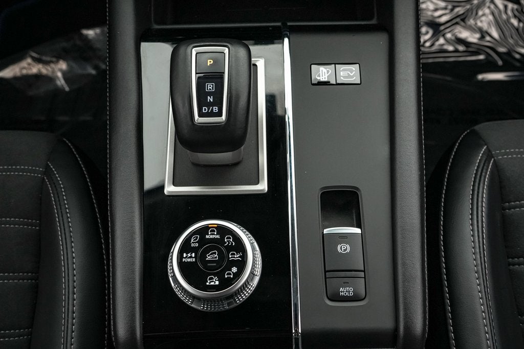 2024 Mitsubishi Outlander Plug-In Hybrid SE