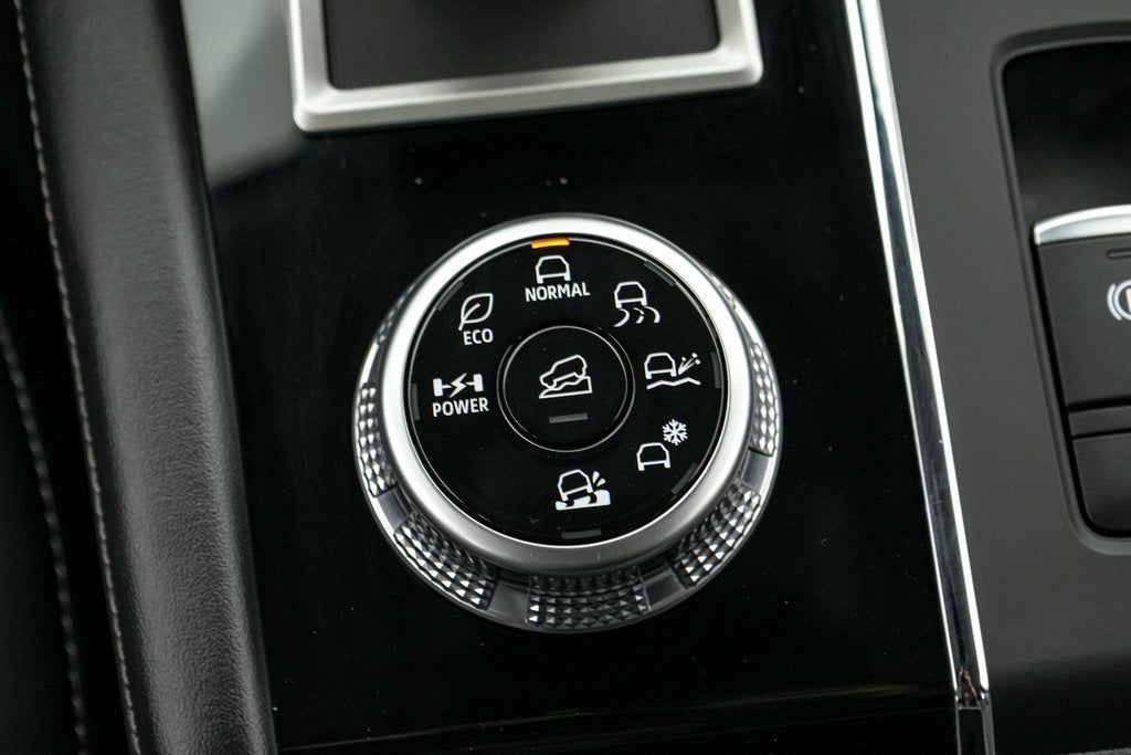 2024 Mitsubishi Outlander Plug-In Hybrid SE