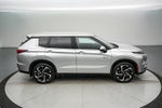 2024 Mitsubishi Outlander Plug-In Hybrid SE