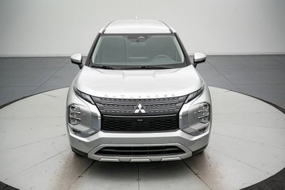 2024 Mitsubishi Outlander Plug-In Hybrid SE