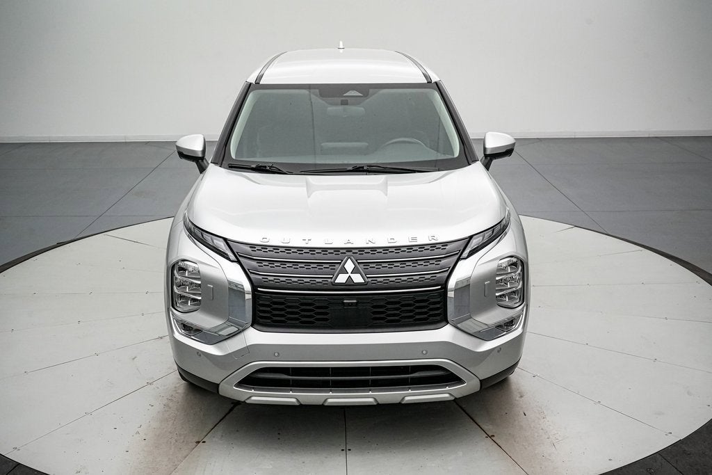 2024 Mitsubishi Outlander Plug-In Hybrid SE