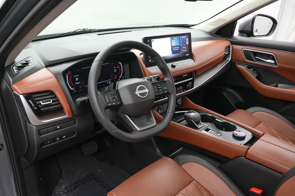 2025 Nissan Rogue Platinum