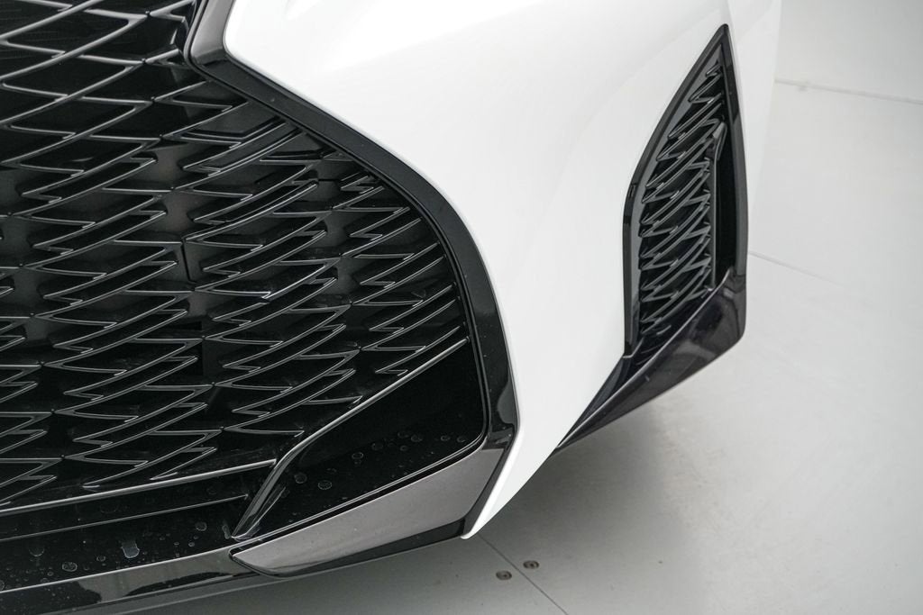 2025 Lexus IS 300