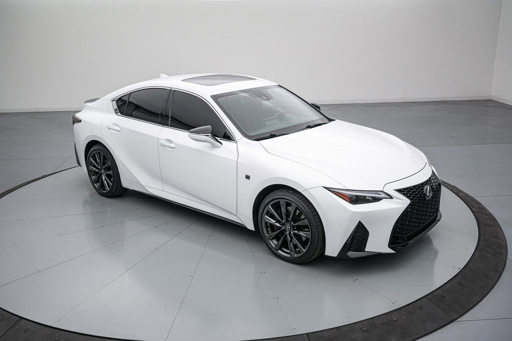 2025 Lexus IS 300
