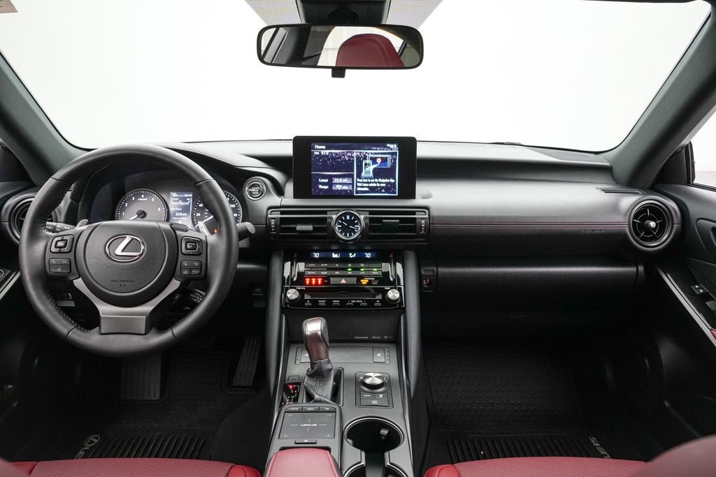 2025 Lexus IS 300