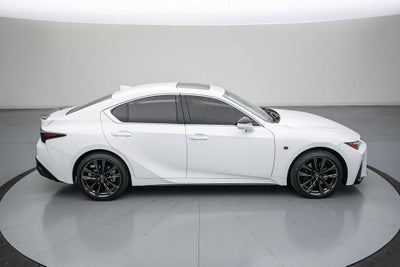 2025 Lexus IS 300