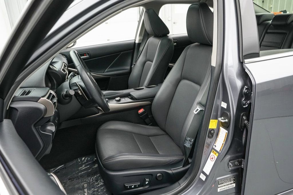 2015 Lexus IS 250 Crafted Line